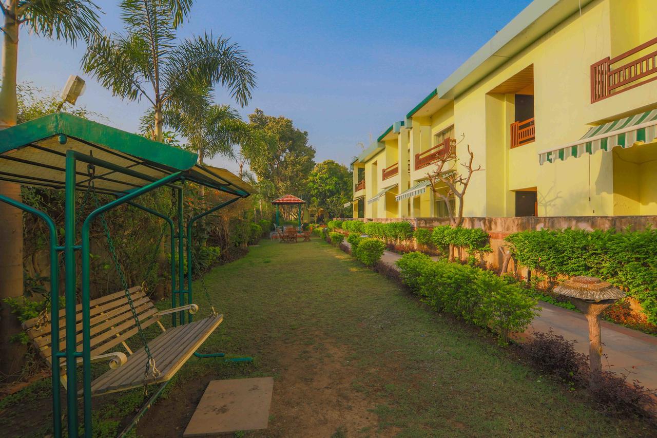 V Resorts Rajaji National Park Rishīkesh Eksteriør billede